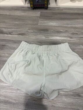 Lululemon tracker shorts